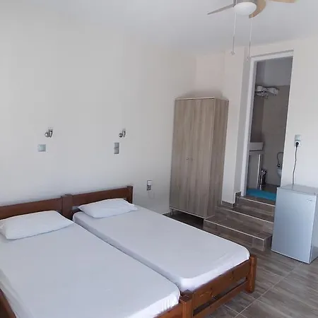 Pensión Pounti Livadi (Serifos)